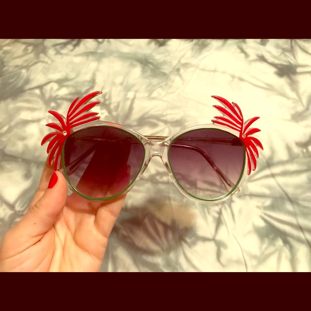Vintage palm sunglasses women’s